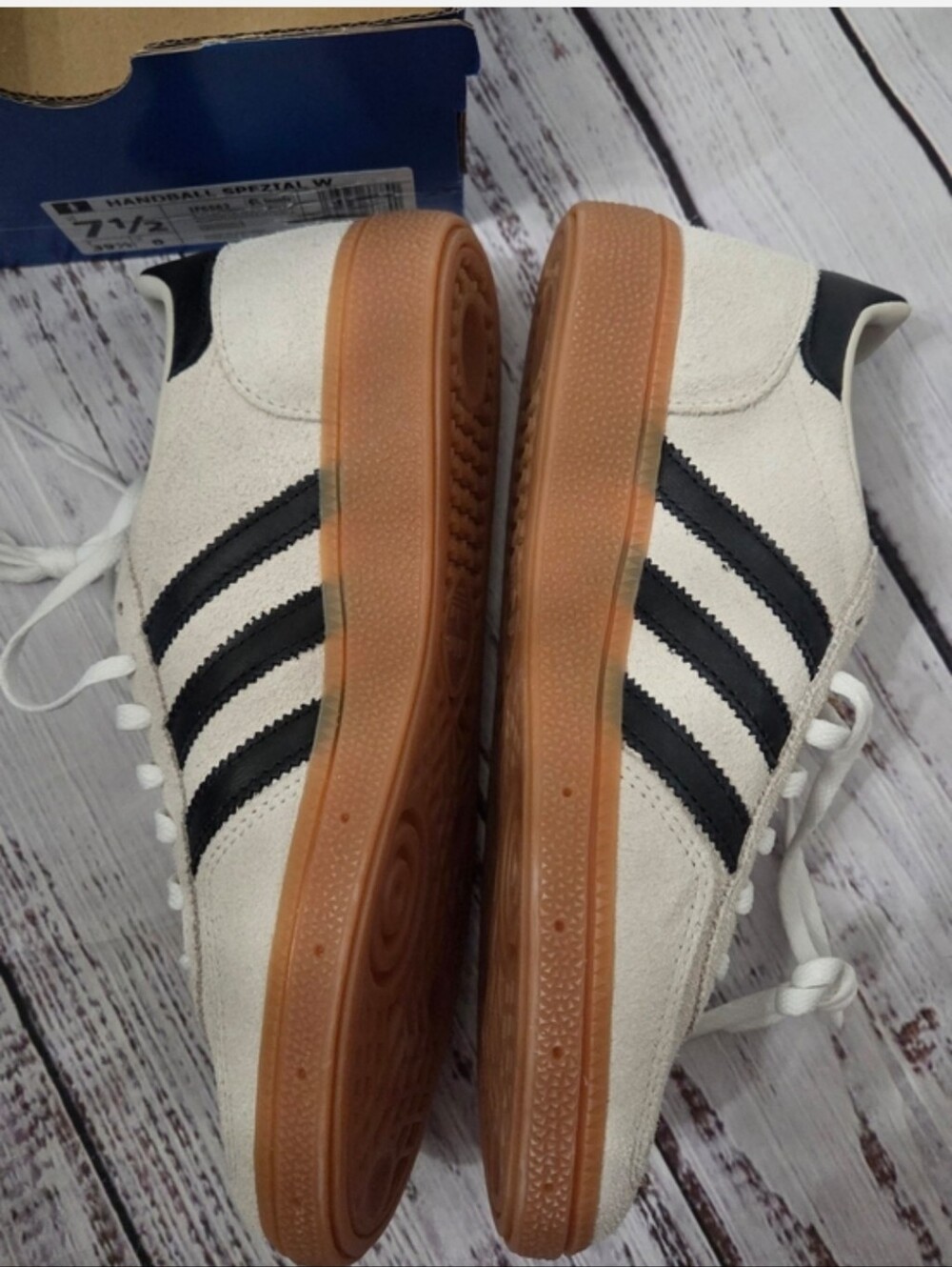 Adidas Handball Spezial Womens 7.5 8 NEW NIB Alumina / Core Black / Cloud White - Picture 13 of 13
